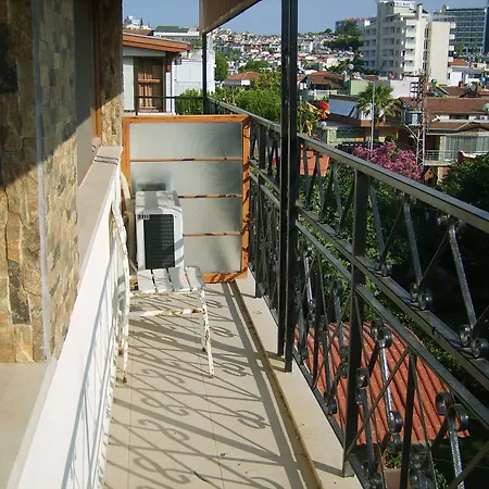 Muenih Kusadasi